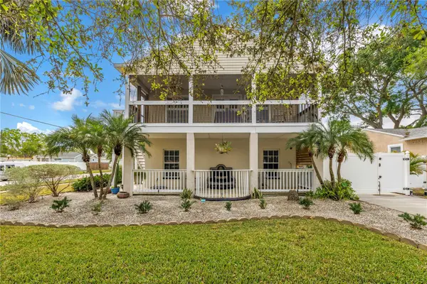 786 59th Avenue Ne, ST PETERSBURG, FL 33703