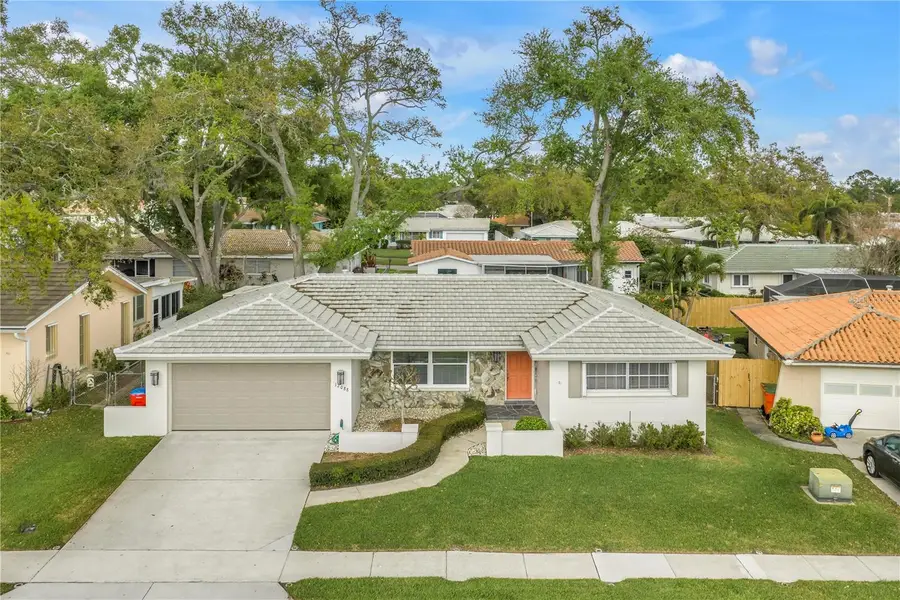 12088 70th Avenue, Seminole, FL 33772 - #3