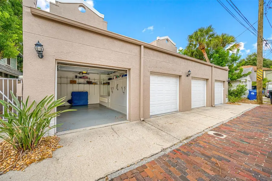 237 7th Avenue N #2, Saint Petersburg, FL 33701 - #2