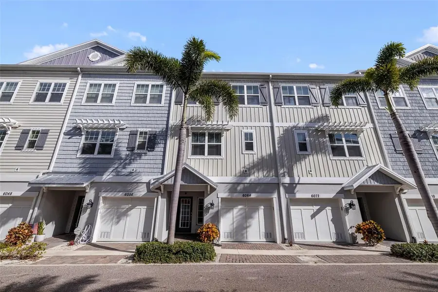 6064 Moorings Drive S, Saint Petersburg, FL 33712 - #2