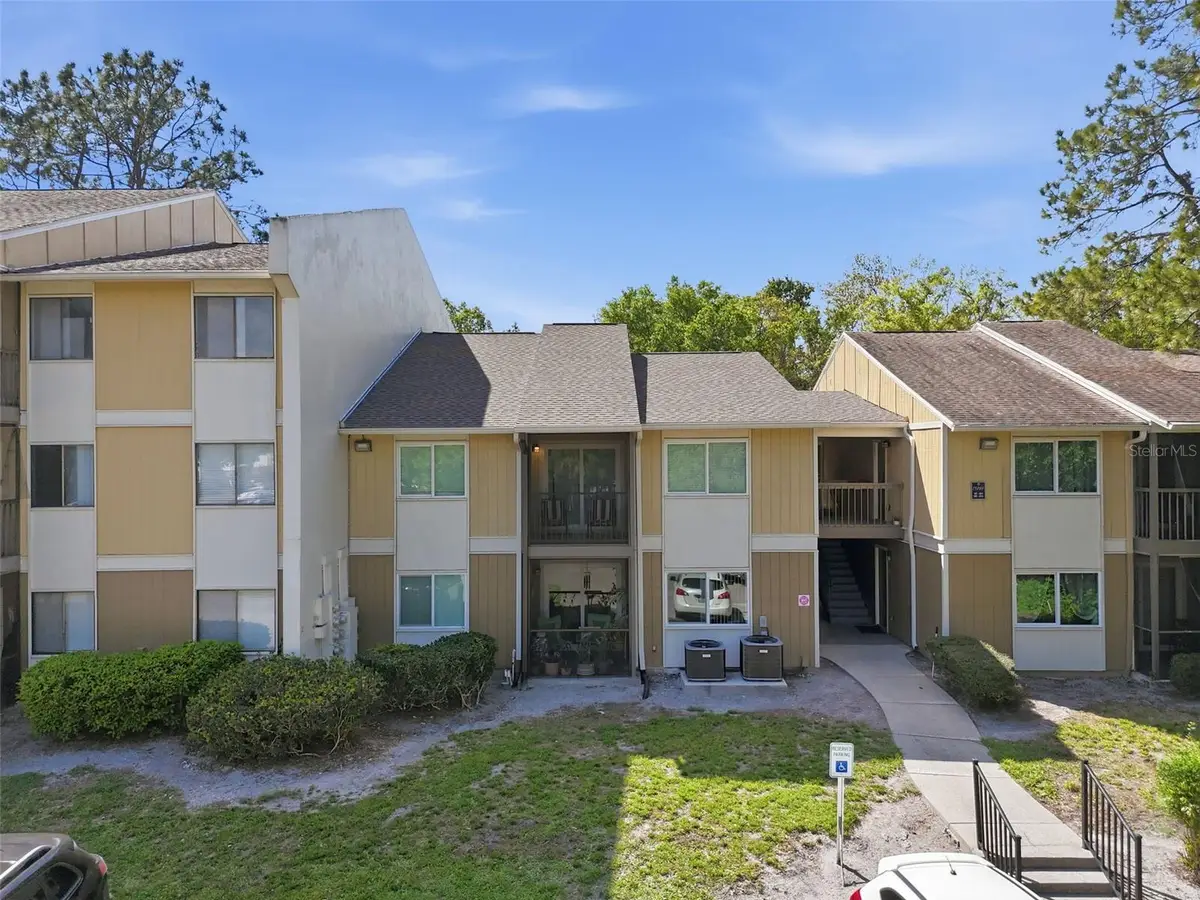 13285 Arbor Pointe Circle #202, Tampa, FL 33617 - #1