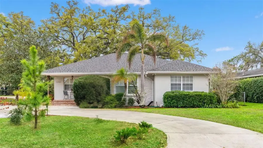 1202 W Coral Street, Tampa, FL 33602 - #2