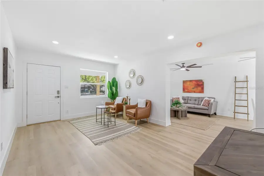 3917 W Pine Street, Tampa, FL 33607 - #2