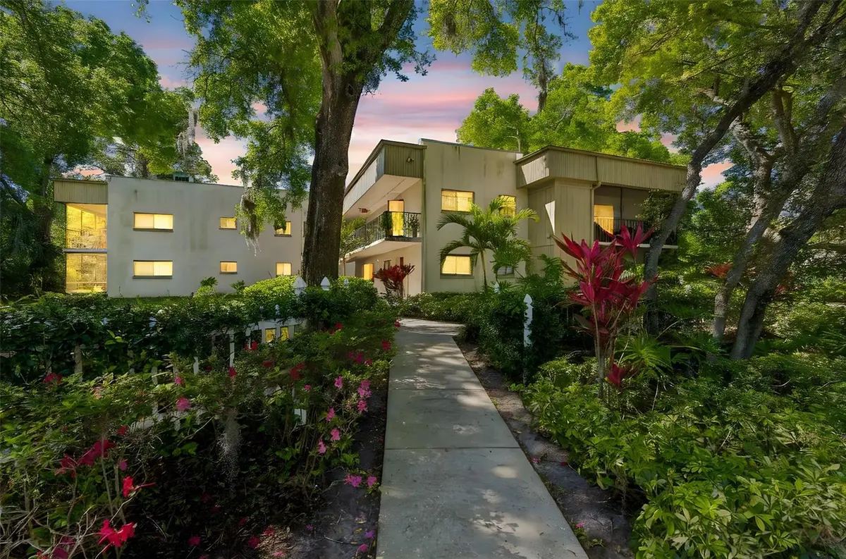 3300 Fox Chase Circle N #202, Palm Harbor, FL 34683 - #1