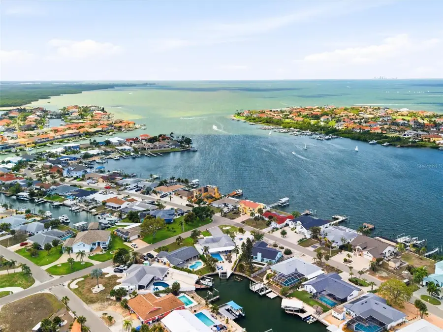 1029 Bal Harbour Drive, Apollo Beach, FL 33572 - #2