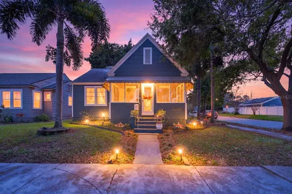 2270 7th Avenue N, ST PETERSBURG, FL 33713