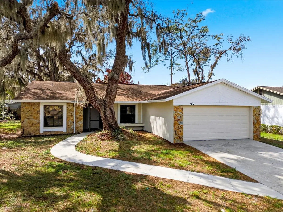 727 Isleton Drive, Brandon, FL 33511 - #1