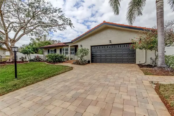 1204 San Domingo Court, CLEARWATER, FL 33759