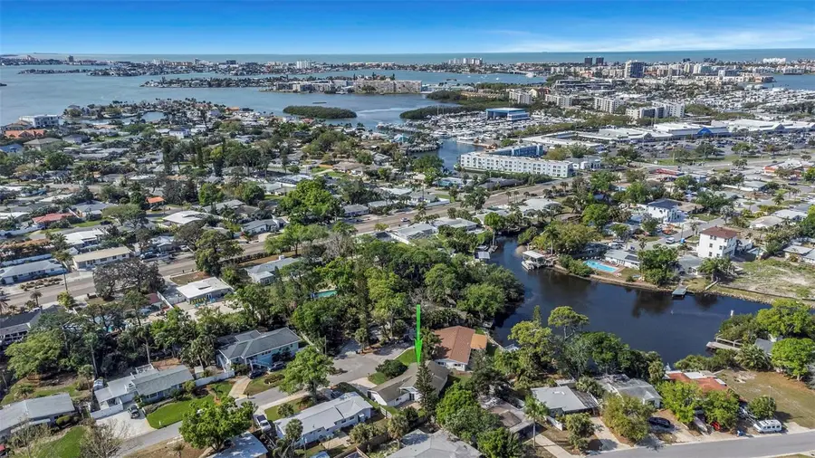 6613 Flamingo Way S, Saint Petersburg, FL 33707 - #3