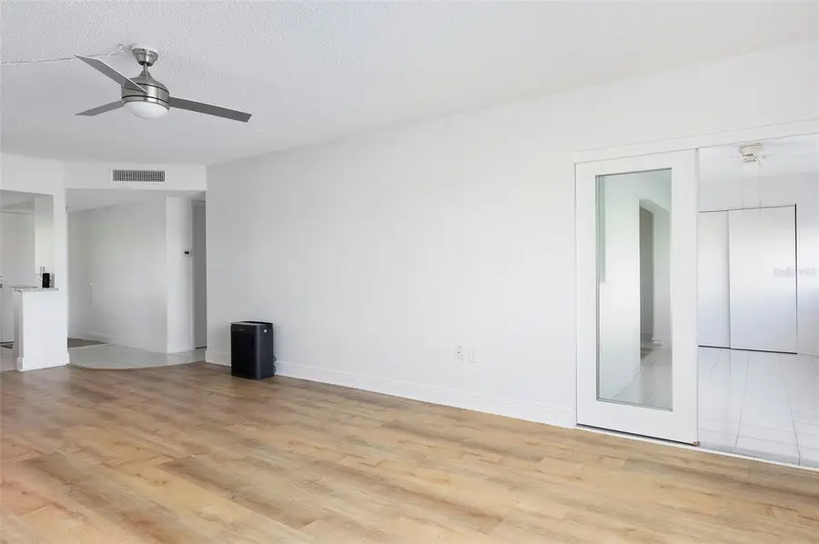 4725 Cove Circle #207, Saint Petersburg, FL 33708 - #3