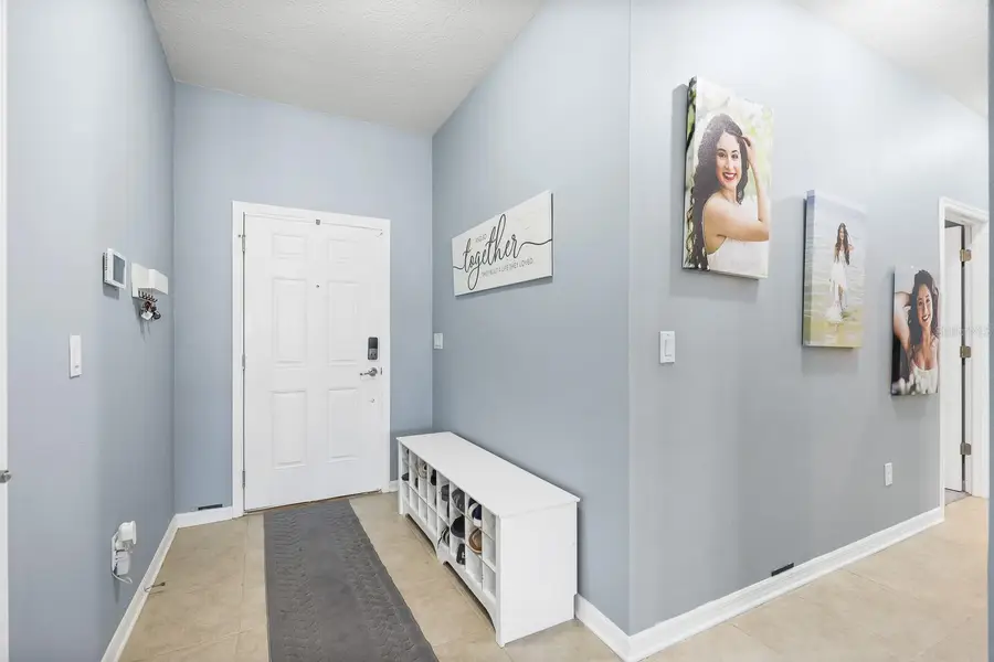 11204 Coventry Grove Circle, Lithia, FL 33547 - #3