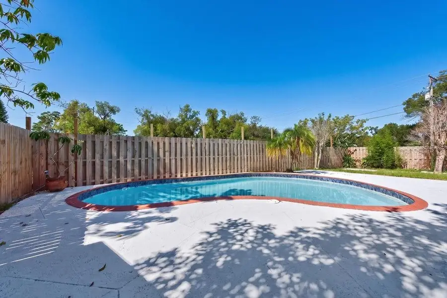 4016 W Montgomery Terrace, Tampa, FL 33616 - #2