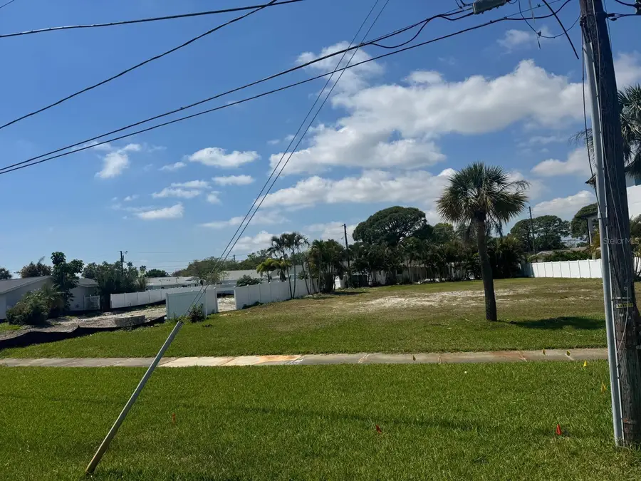 6046 Bayou Grande Boulevard Ne, Saint Petersburg, FL 33703 - #3