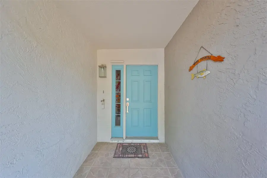 521 Pinellas Bayway S #202, Saint Petersburg, FL 33715 - #3