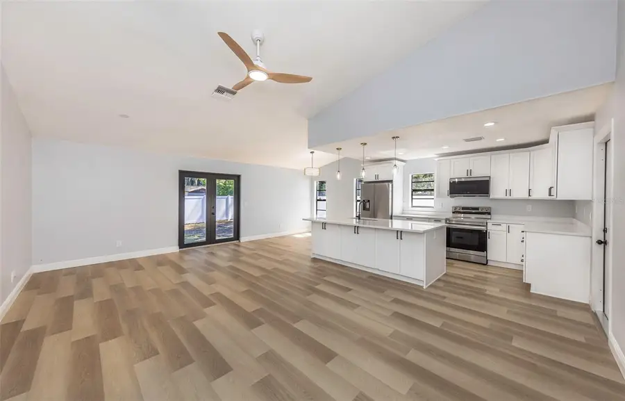 8315 N Temple Place, Tampa, FL 33617 - #3