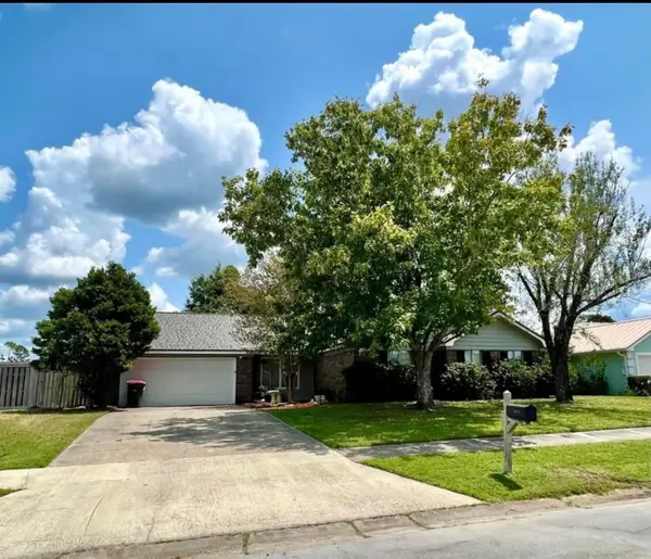 6909 Ross Drive, PANAMA CITY, FL 32404