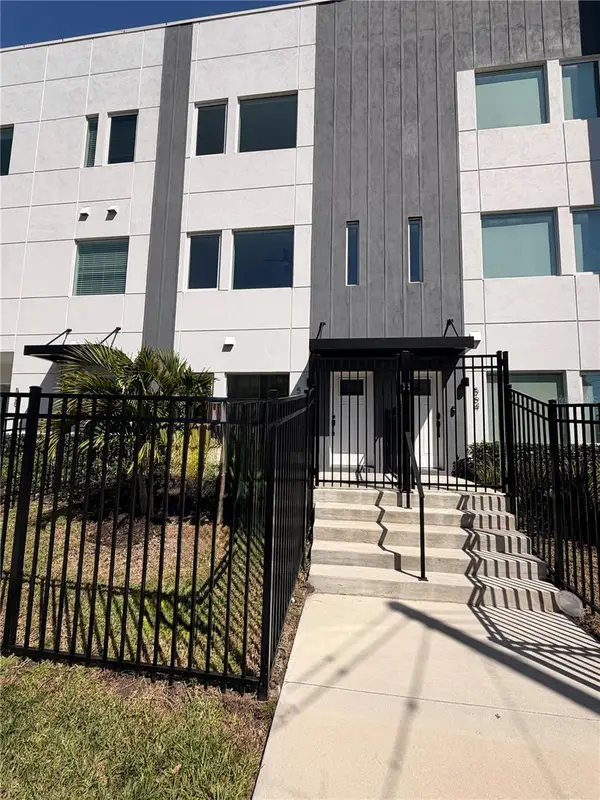 560 Dr Martin Luther King Jr Street S, ST PETERSBURG, FL 33701