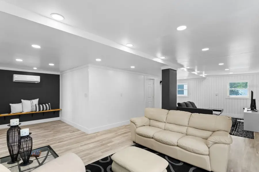 3401 Manatee Drive Se, Saint Petersburg, FL 33705 - #3