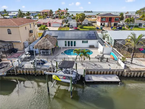 2171 Lagoon Drive, DUNEDIN, FL 34698