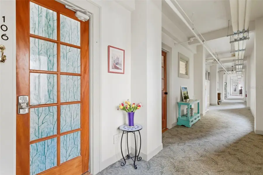 130 4th Avenue N #106, Saint Petersburg, FL 33701 - #3