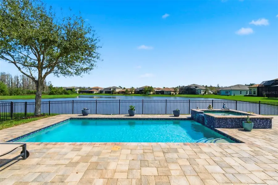 2552 Oakwood Preserve Drive, Wesley Chapel, FL 33543 - #2