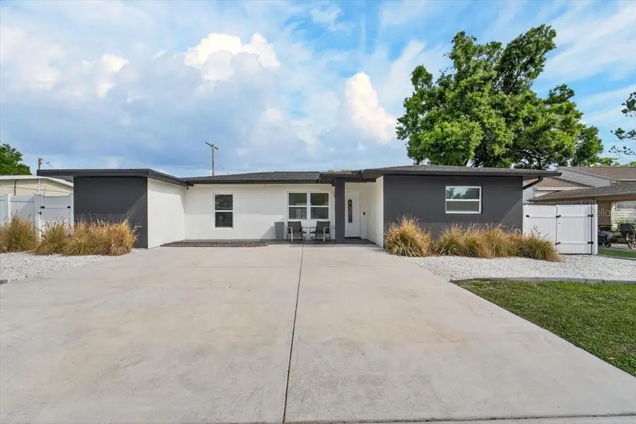 1507 W River Shore Way, Tampa, FL 33603 - #2