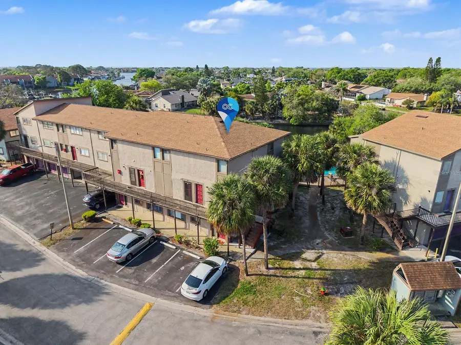 6321 Newtown Circle #21B8, Tampa, FL 33615 - #2