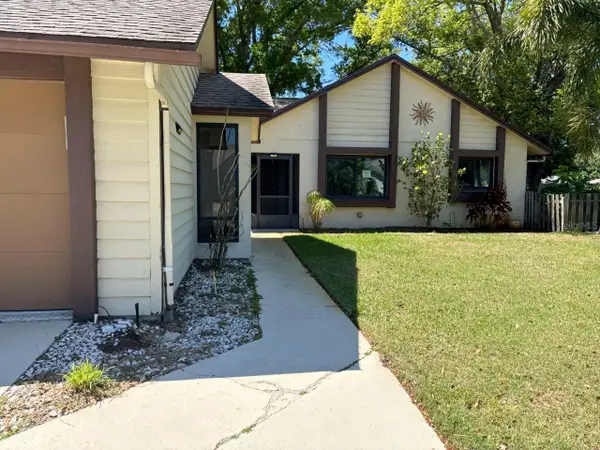 2486 Bay Berry Drive, CLEARWATER, FL 33763