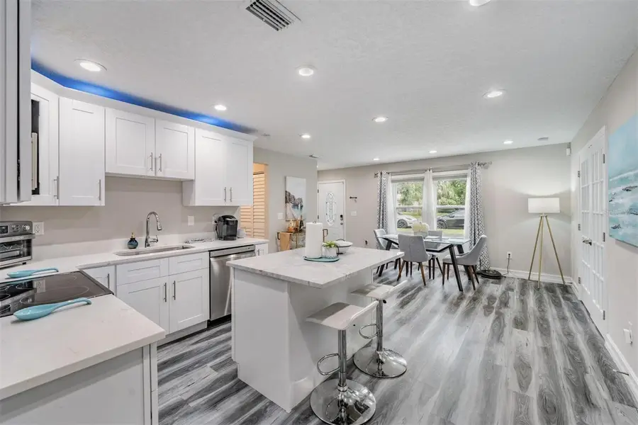 7308 N Dartmouth Avenue, Tampa, FL 33604 - #3