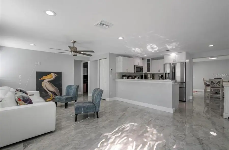 2927 W Henry Avenue, Tampa, FL 33614 - #3