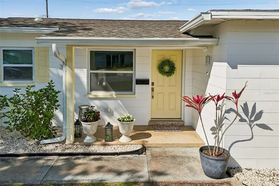 3601 Yardley Avenue N, Saint Petersburg, FL 33713 - #3