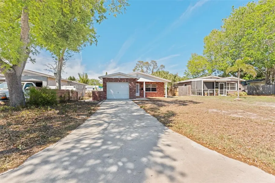 669 52nd Avenue S, Saint Petersburg, FL 33705 - #3
