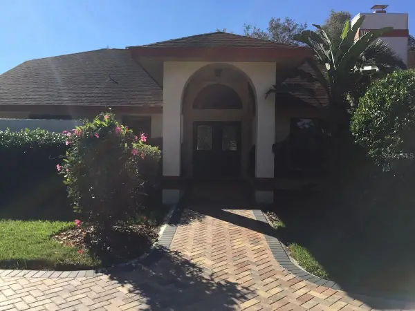 4326 Thomas Wood Lane E, WINTER HAVEN, FL 33880