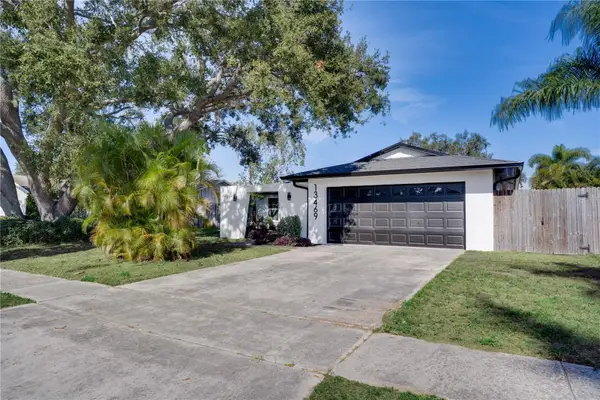 13469 Sol Vista Dr, LARGO, FL 33774