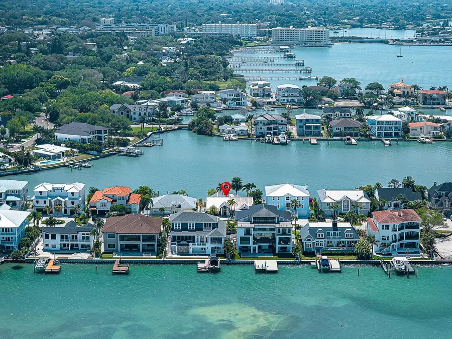 31 N Pine Circle, Belleair, FL 33756 - #3