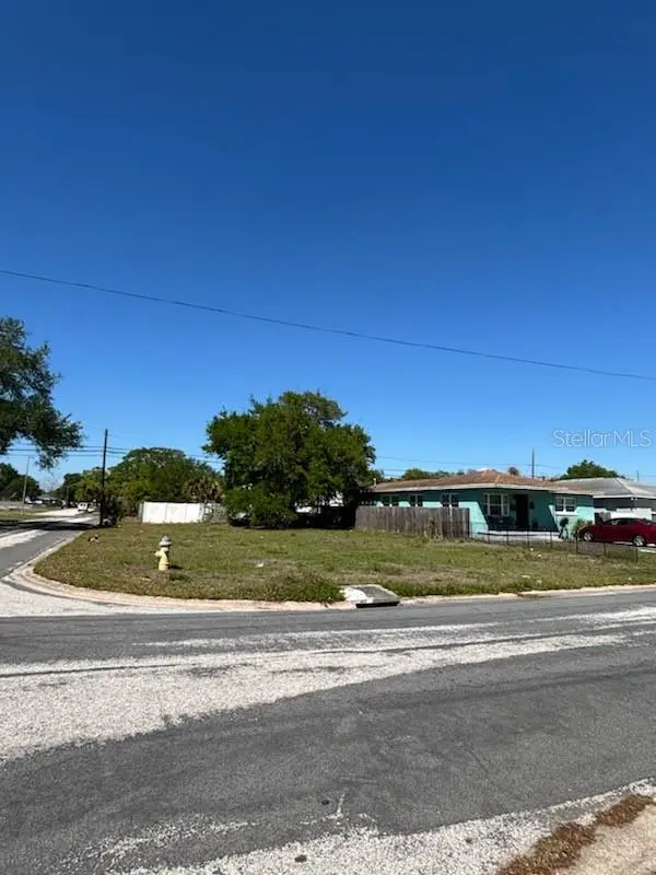 2869 Emerson Avenue S, Saint Petersburg, FL 33712 - #1