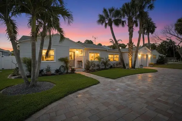 221 41st Avenue, ST PETE BEACH, FL 33706