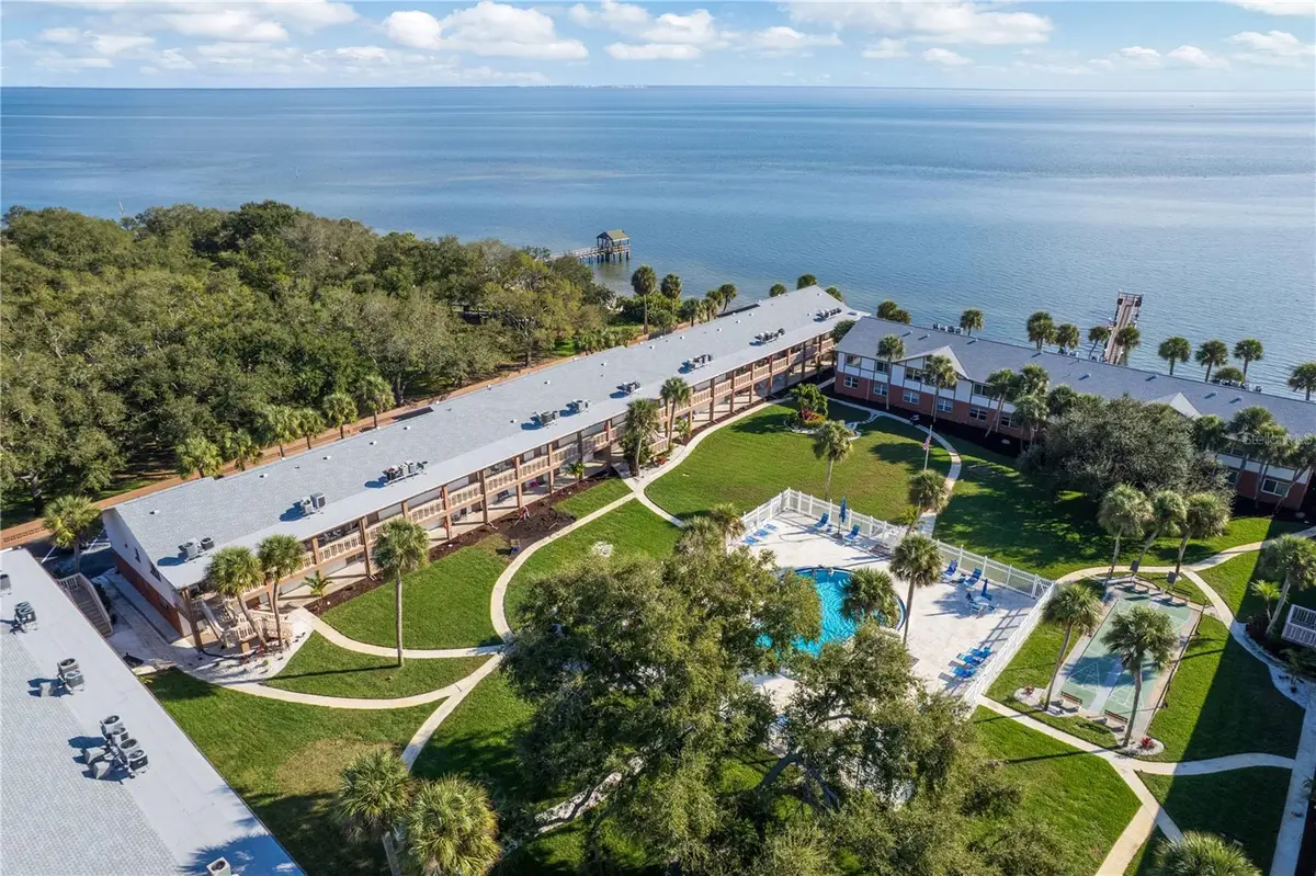 650 Pinellas Point Drive S #122, Saint Petersburg, FL 33705 - #1