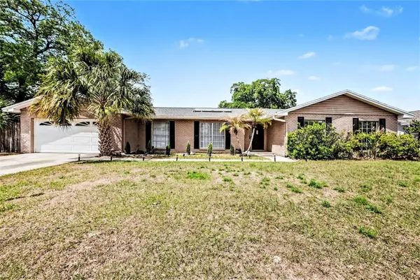 208 Donatello Drive, BRANDON, FL 33511