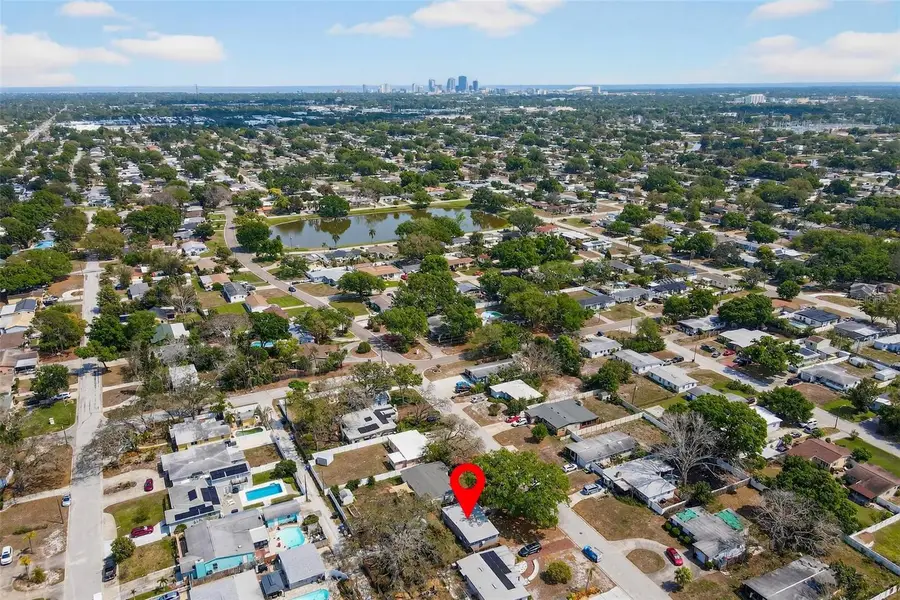 4635 28th Avenue N, Saint Petersburg, FL 33713 - #2