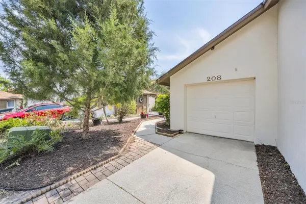 208 Lighthouse Court, SAFETY HARBOR, FL 34695