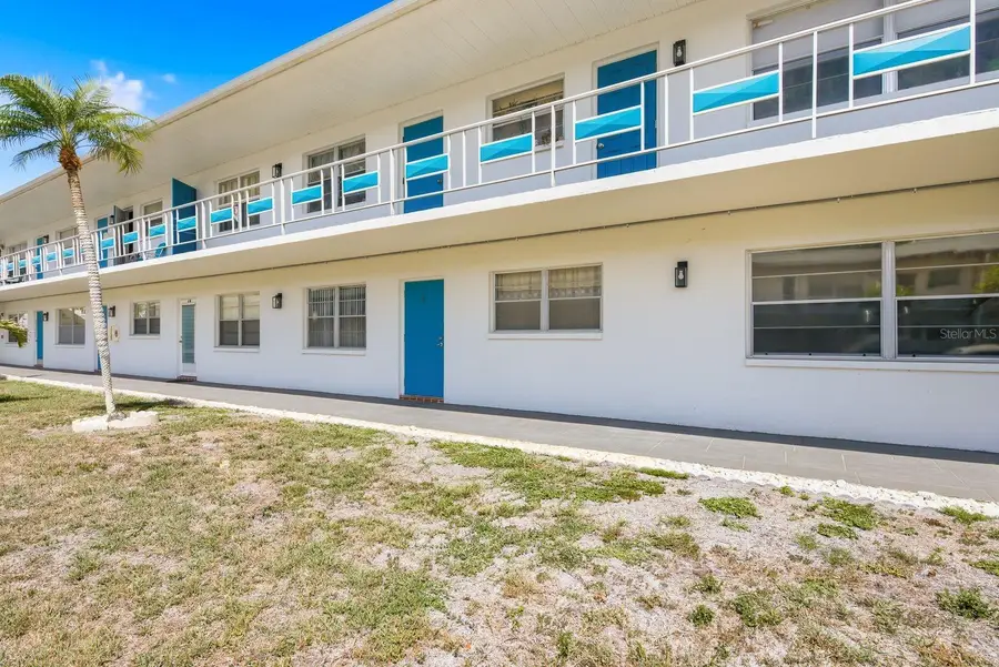 2011 58th Avenue N #5, Saint Petersburg, FL 33714 - #3