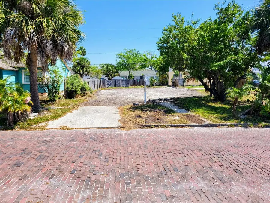 3108 56th Street S, Gulfport, FL 33707 - #3