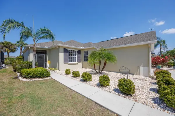 1045 Emerald Dunes Drive, SUN CITY CENTER, FL 33573