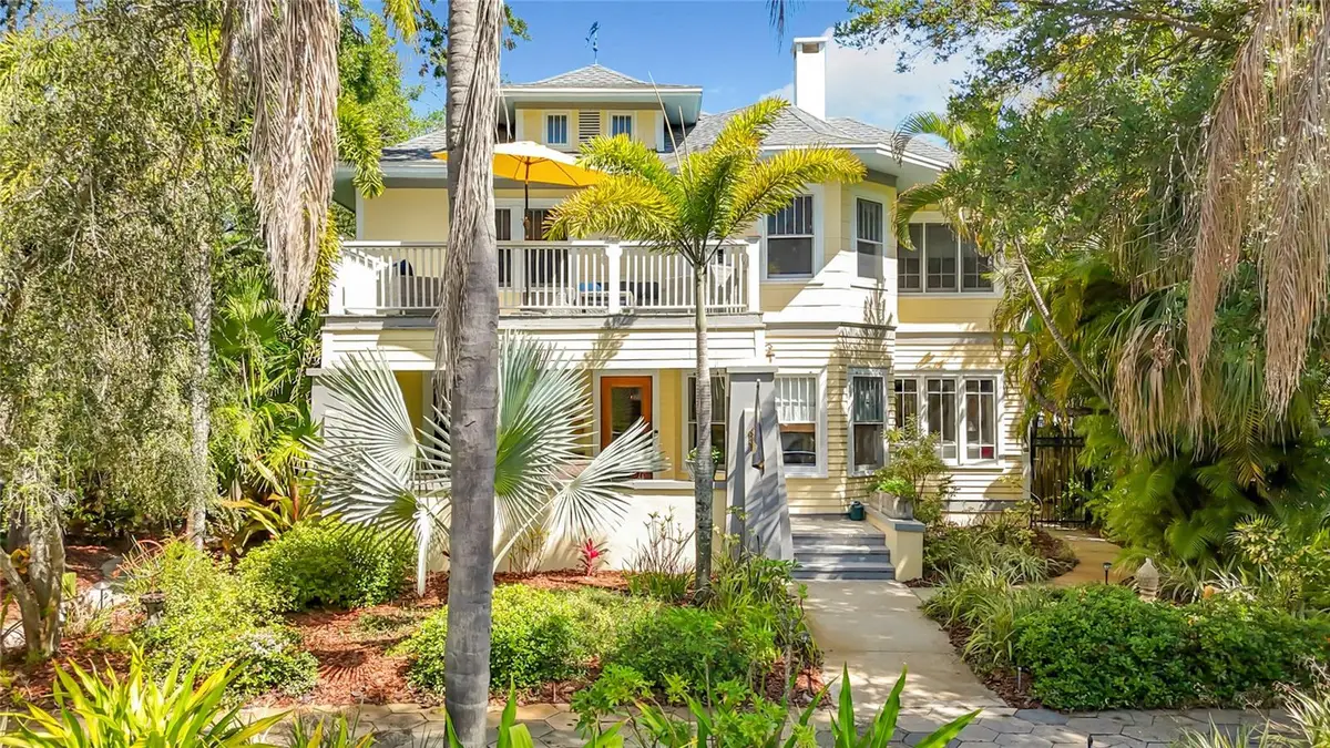 315 8th Avenue Ne, Saint Petersburg, FL 33701 - #1