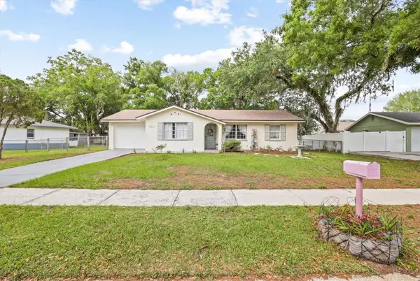 1707 Hughes Drive, PLANT CITY, FL 33563