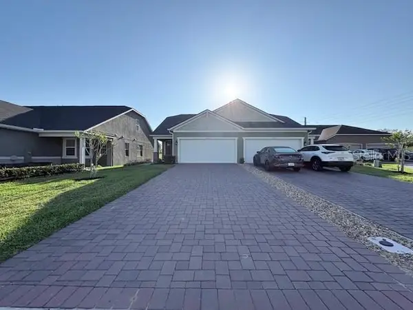 2668 Spider Lily Court, CLERMONT, FL 34711