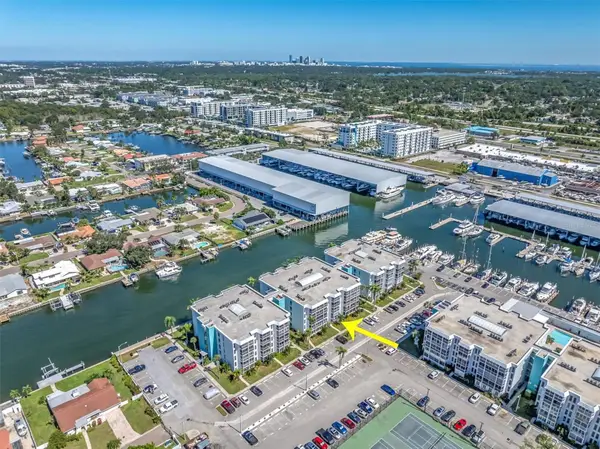 4902 38th Way S #109, ST PETERSBURG, FL 33711