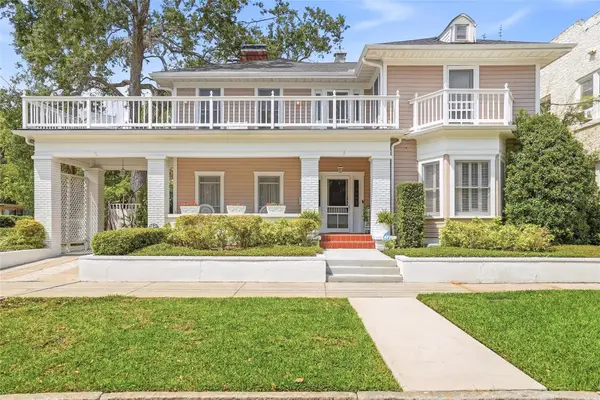 2119 W Hills Avenue, TAMPA, FL 33606