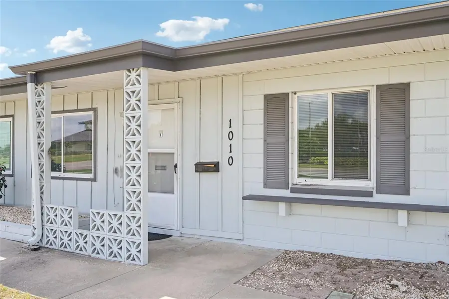 1010 N Pebble Beach Boulevard, Sun City Center, FL 33573 - #2